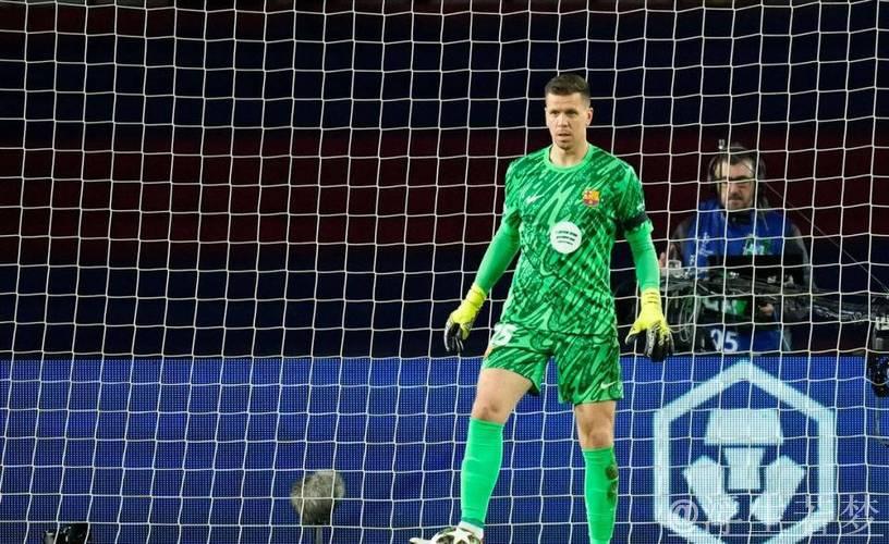 巴萨生涯首败！什琴斯尼此前22场比赛19胜3平