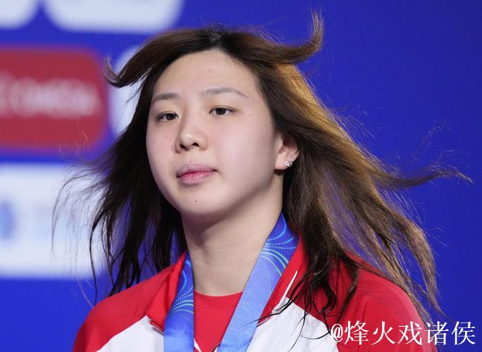 世锦赛女子50米蛙泳：唐钱婷杨畅携手晋级半决赛